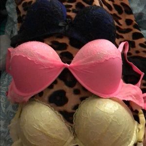 Victoria secret bras.